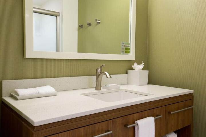 Home2 Suites by Hilton Youngstown West / Austintown