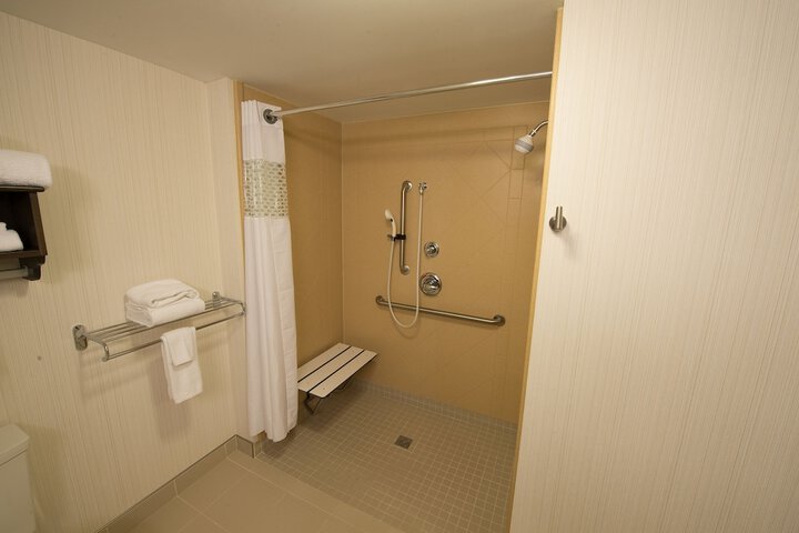 Room 53 of 90