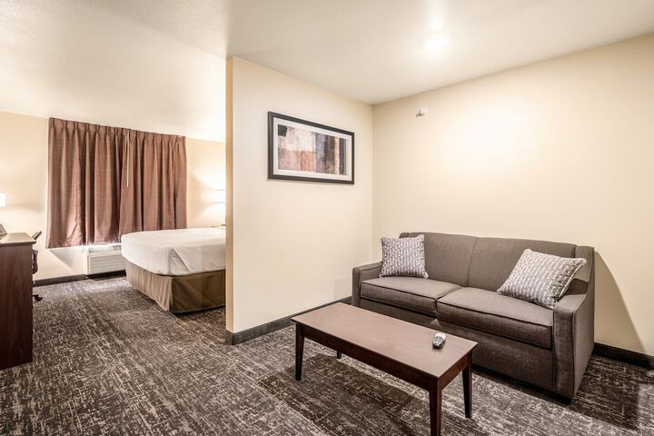 Room 44 of 75