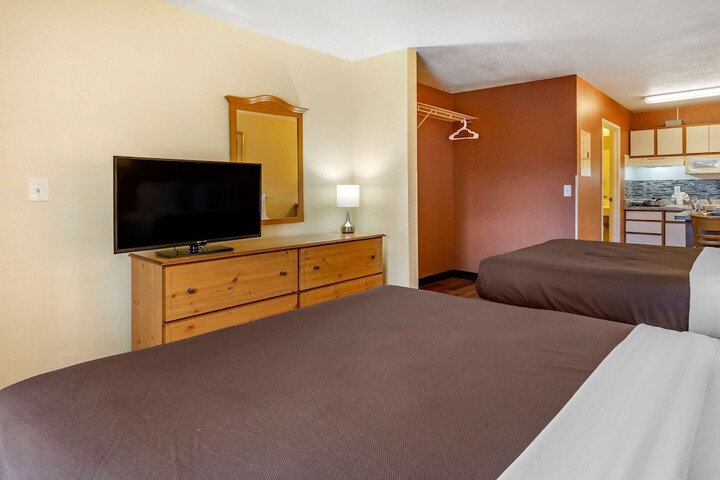 Room 32 of 44