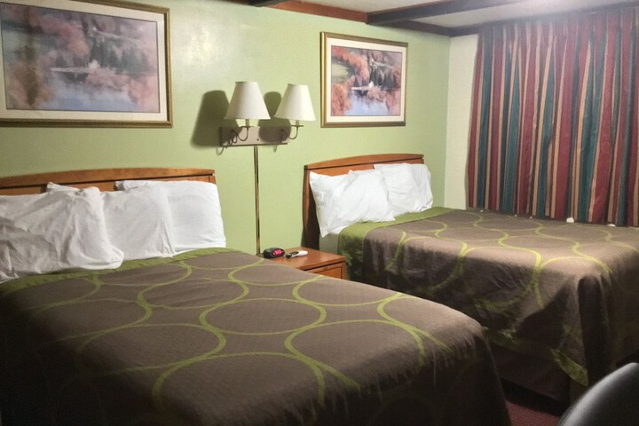 Room 44 of 52