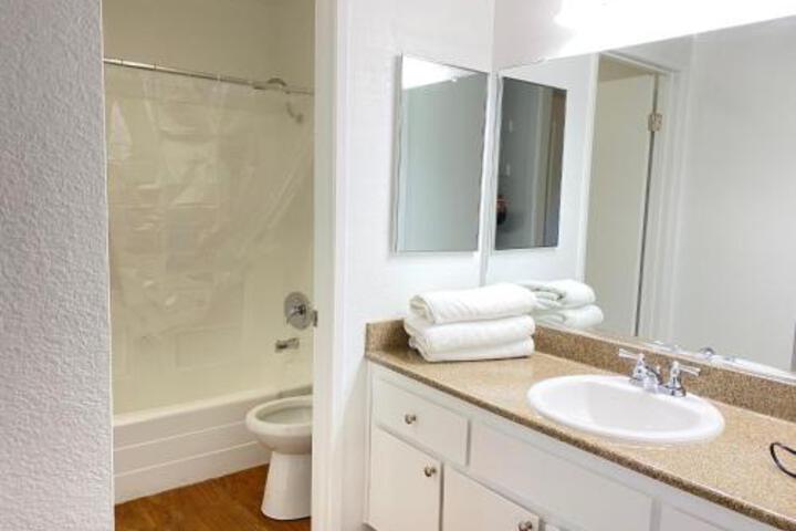 Rowland Heights Herly Apartment