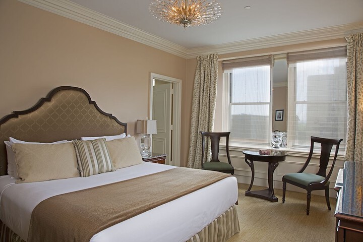 Room 41 of 82