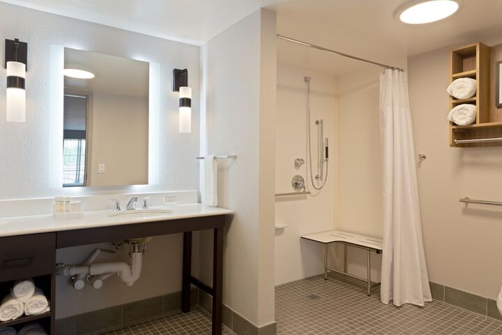 Room 30 of 54
