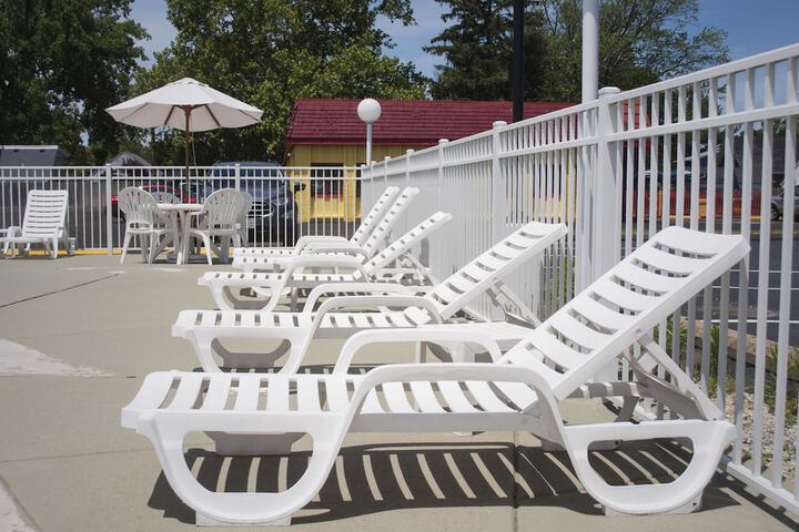 Pool 5 of 60
