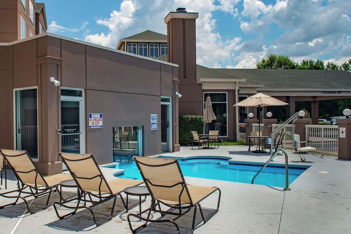 Pool 2 of 40