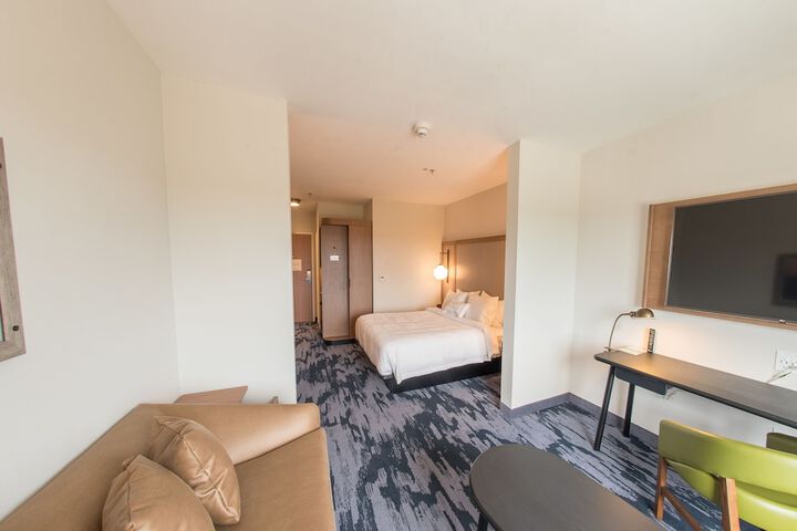 Room 14 of 30