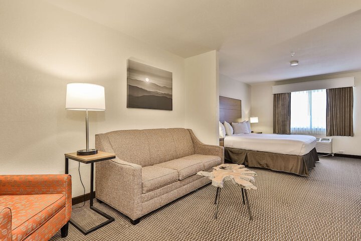 Room 6 of 20