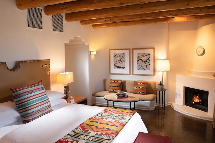 Rosewood Inn of the Anasazi