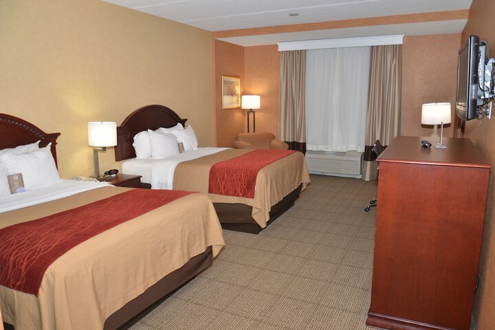 Room 25 of 68