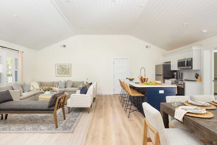 Sawyer by Avantstay Stunning Isle of Palms Home w / Pool!