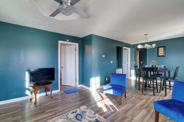 Walkable Hopkinsville Home w / Yard!