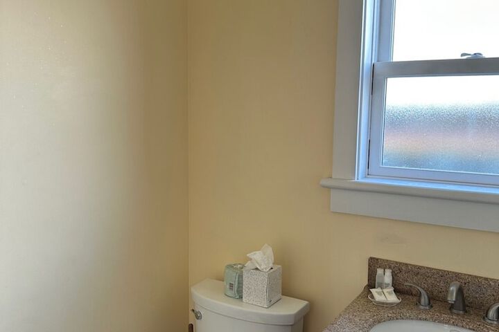Room 184 of 259