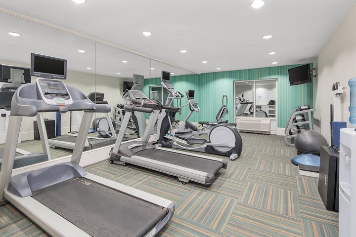 Holiday Inn Express & Suites Greenville-I-85 & Woodruff Rd by IHG