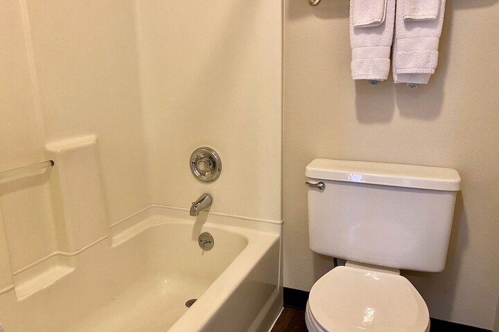 Room 57 of 100