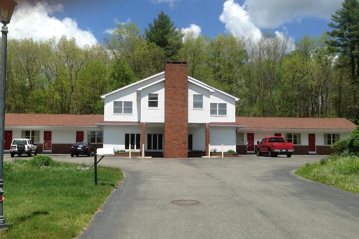 Economy Lodge