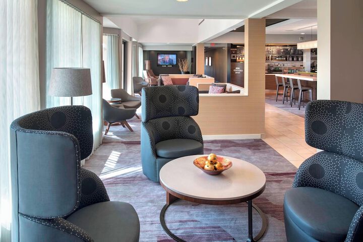 Hotel Interior 9 of 28