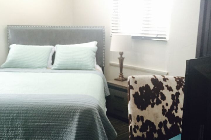 Room 16 of 52