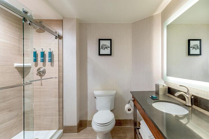 DoubleTree by Hilton Burlington Vermont