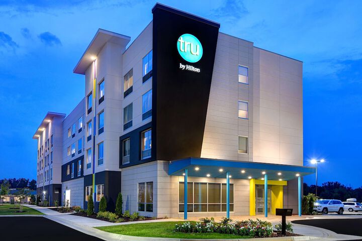 Hotel 2 of 41