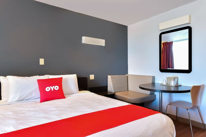 OYO Hotel Valdosta GA I-75