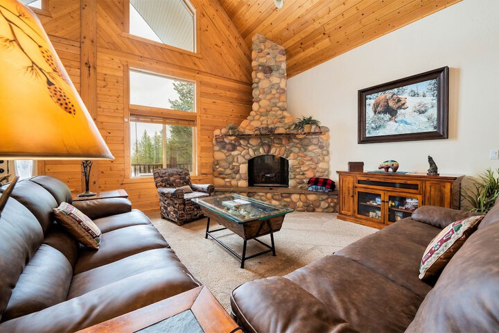The Hideaway Lodge