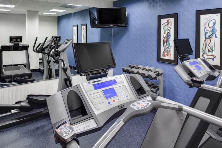 Holiday Inn Express Coralville by IHG