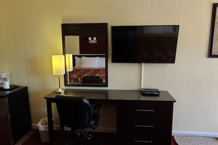 Room 42 of 62