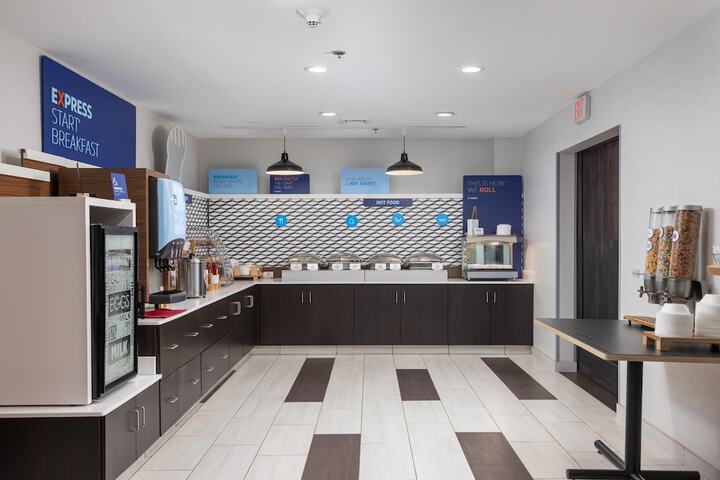 Holiday Inn Express & Suites Carrollton by IHG