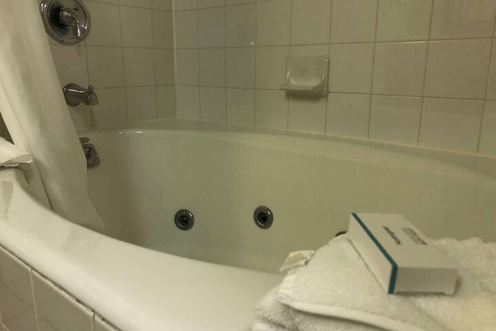 Hilton Garden Inn Addison