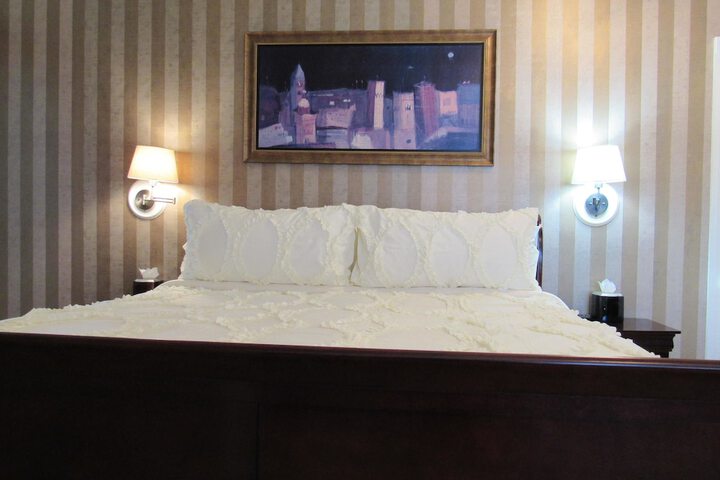 Room 40 of 106