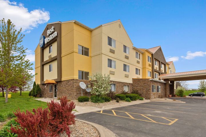 Hotel 2 of 27