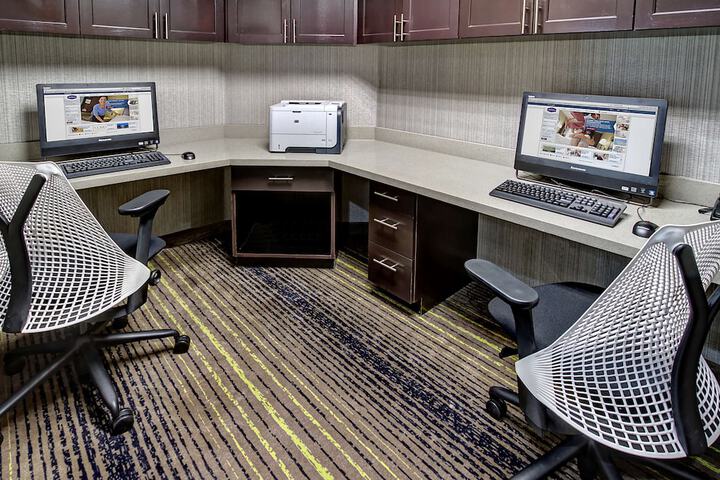 Business Center 38 of 39
