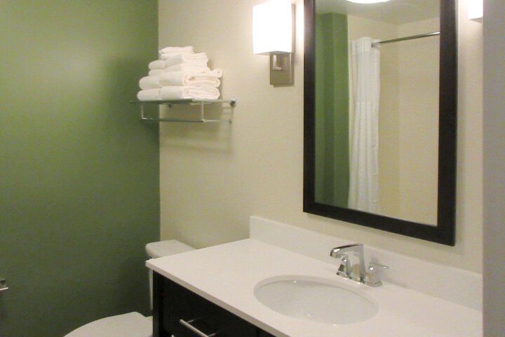 Room 16 of 25