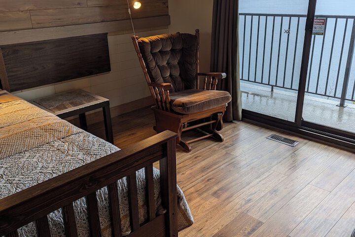 Room 16 of 72