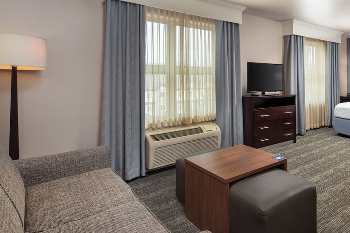 Room 10 of 30