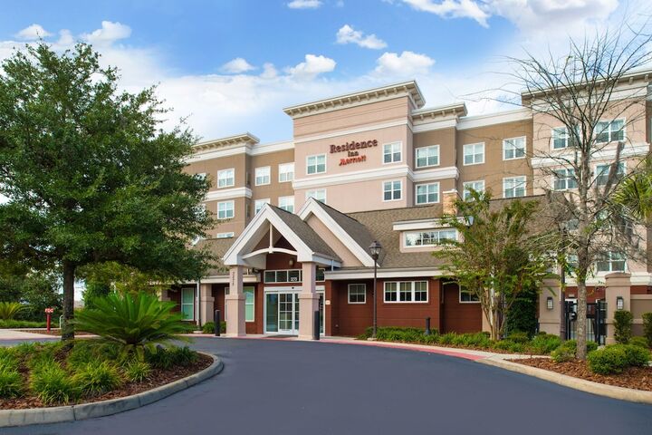 Hotel 4 of 50
