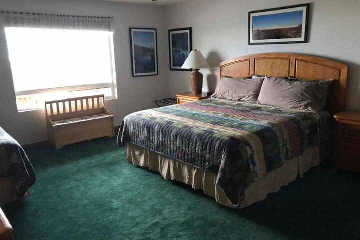 Suite 1 Lynn View Lodge