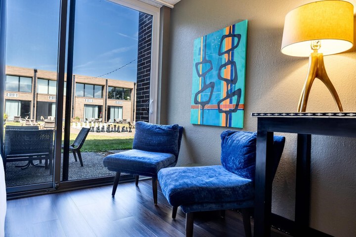 The Highlander Hotel Iowa City an Ascend Collection Hotel