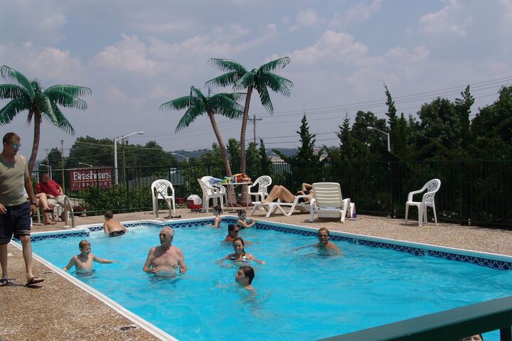 Pool 7 of 40