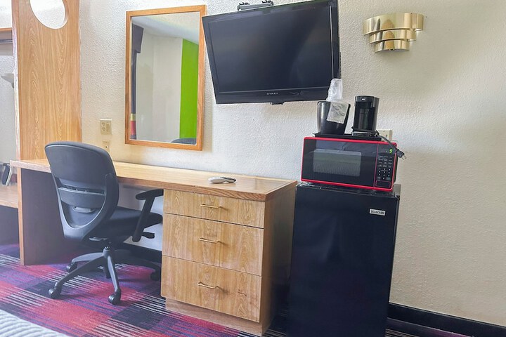 Classic Inn by Townhouse American Way Memphis I 240