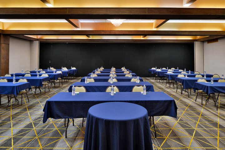 Holiday Inn Great Falls- Convention Center by IHG