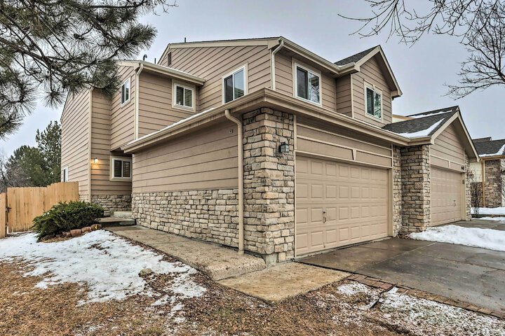 13 Mi to Dtwn Denver: Northglenn Townhome w / Patio