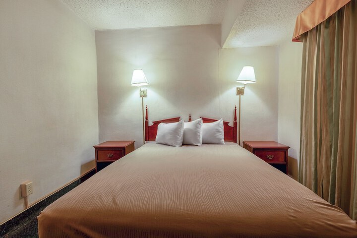 Room 47 of 68