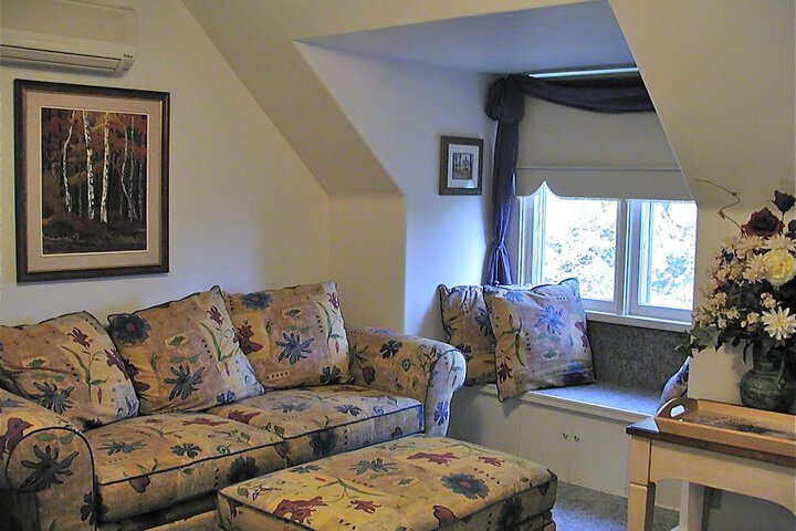 Burleys Gardens and Suite
