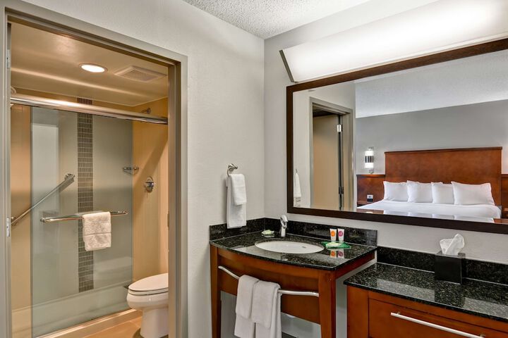 Room 19 of 42