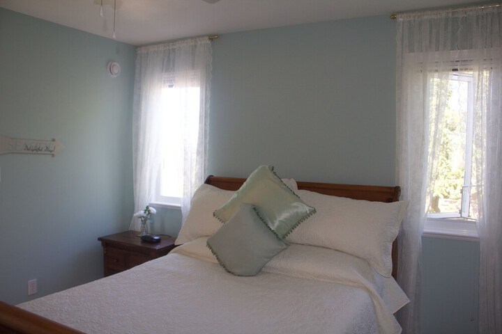 Room 128 of 194