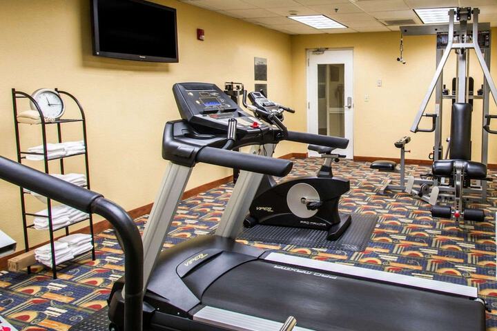 Clarion Inn & Suites Miami International Airport