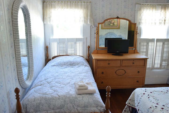 Room 93 of 127