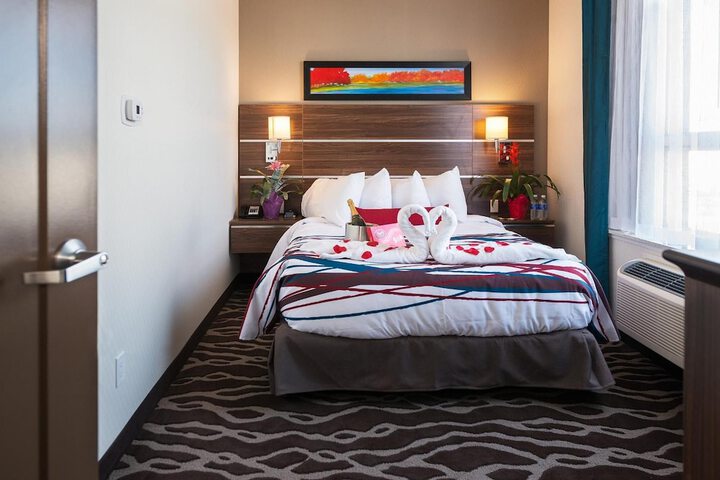 Encore Suites by Service Plus Inns